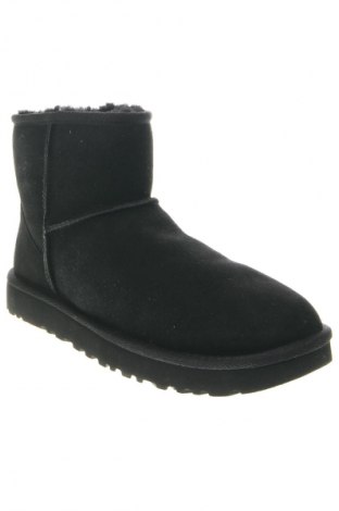 Női csizma UGG Australia, Méret 41, Szín Fekete, Ár 36 753 Ft