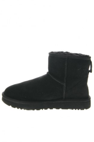 Női csizma UGG Australia, Méret 41, Szín Fekete, Ár 69 345 Ft