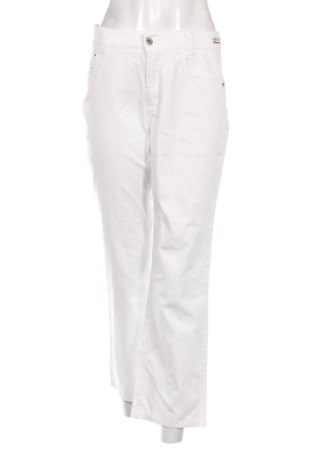 Дамски дънки Ascari Jeans, Размер M, Цвят Бял, Цена 26,65 лв.
