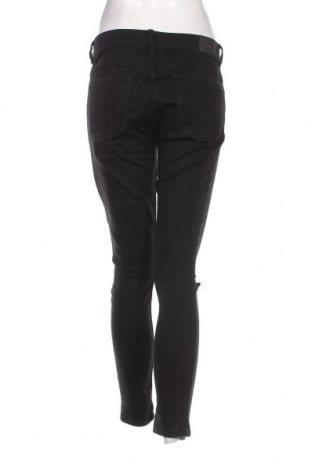 Damen Jeans Bershka, Größe M, Farbe Schwarz, Preis 8,45 €