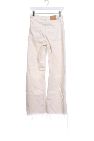 Damen Jeans Bershka, Größe S, Farbe Ecru, Preis € 9,77