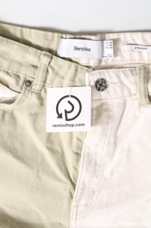 Damen Jeans Bershka, Größe M, Farbe Mehrfarbig, Preis 10,09 €