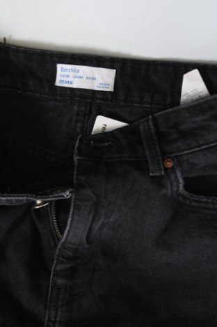 Damen Jeans Bershka, Größe S, Farbe Schwarz, Preis 9,00 €