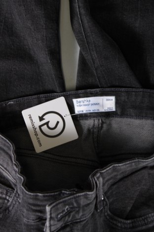 Damen Jeans Bershka, Größe S, Farbe Grau, Preis € 6,86