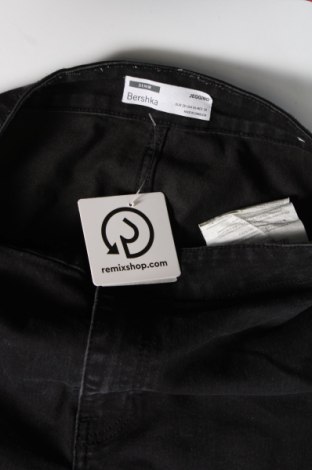 Damen Jeans Bershka, Größe M, Farbe Schwarz, Preis 9,08 €