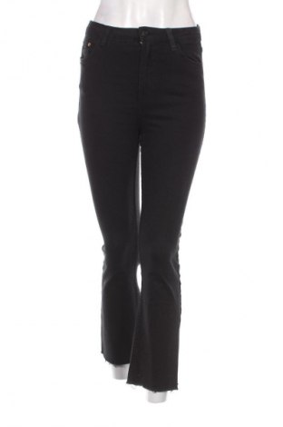 Damen Jeans Bershka, Größe S, Farbe Schwarz, Preis 8,90 €