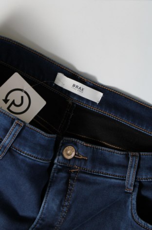 Dámske džínsy  Brax, Veľkosť XL, Farba Modrá, Cena  26,98 €