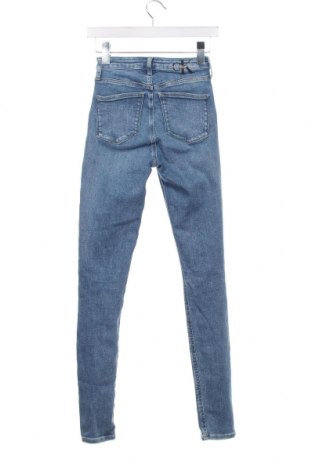 Blugi de femei Calvin Klein Jeans, Mărime XS, Culoare Albastru, Preț 230,92 Lei