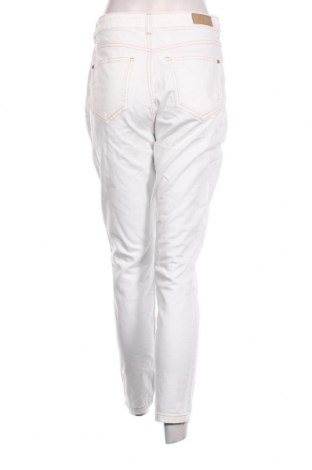 Γυναικείο Τζίν Clockhouse, Μέγεθος M, Χρώμα Λευκό, Τιμή 6,28 €