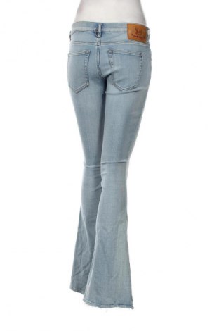 Damen Jeans Diesel, Größe S, Farbe Blau, Preis 73,14 €