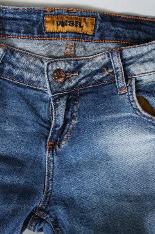Damen Jeans Diesel, Größe M, Farbe Blau, Preis 40,85 €