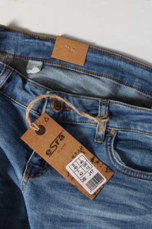 Damen Jeans Esra, Größe M, Farbe Blau, Preis 16,01 €