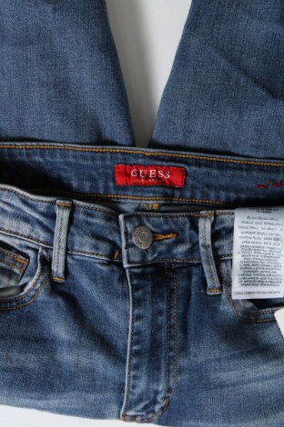 Dámske džínsy  Guess, Veľkosť S, Farba Modrá, Cena  23,39 €