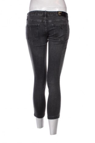 Damen Jeans Guess, Größe S, Farbe Grau, Preis 26,98 €