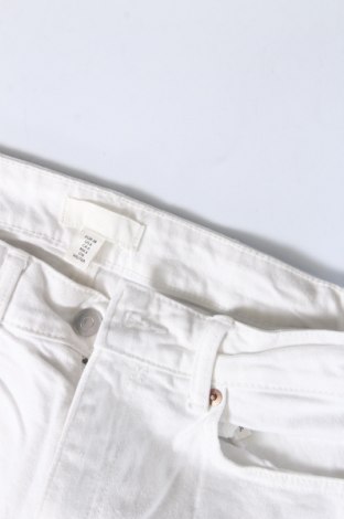 Γυναικείο Τζίν H&M, Μέγεθος S, Χρώμα Λευκό, Τιμή 8,90 €