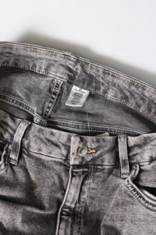 Dámske džínsy  H&M, Veľkosť M, Farba Sivá, Cena  8,22 €