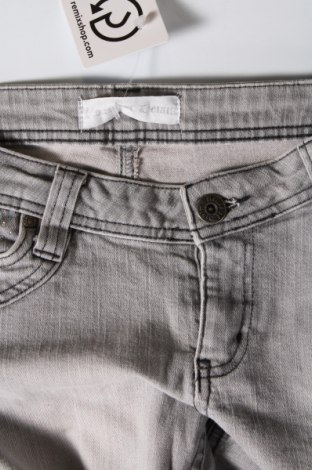 Blugi de femei House Of Denim, Mărime S, Culoare Gri, Preț 11,10 Lei