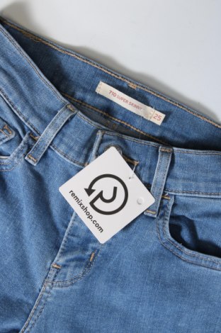 Дамски дънки Levi's, Размер XS, Цвят Син, Цена 77,40 лв.