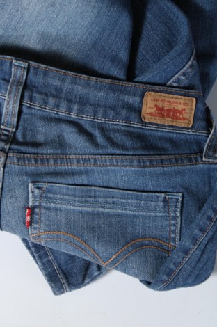 Blugi de femei Levi's, Mărime S, Culoare Albastru, Preț 191,00 Lei