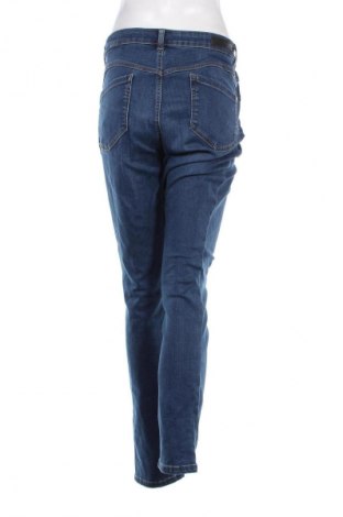 Damskie jeansy Magic Siluett, Rozmiar XL, Kolor Niebieski, Cena 61,57 zł