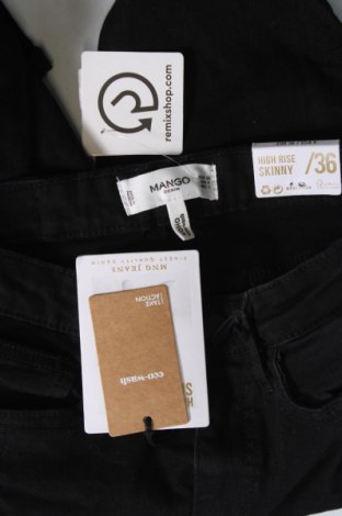 Dámske džínsy  Mango, Veľkosť S, Farba Čierna, Cena  21,83 €