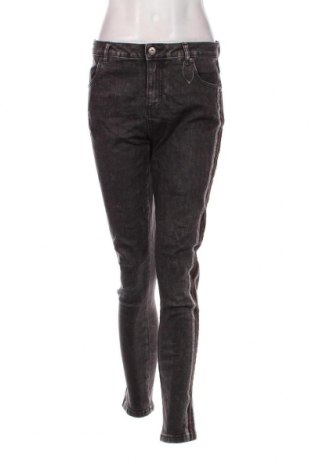 Damen Jeans Maryley, Größe M, Farbe Grau, Preis 28,70 €