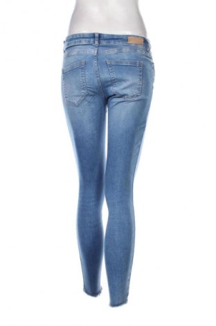 Dámske džínsy  ONLY, Veľkosť M, Farba Modrá, Cena  8,68 €
