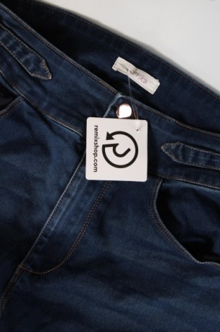 Damen Jeans Paprika, Größe M, Farbe Blau, Preis € 12,84