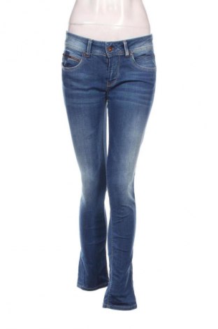 Дамски дънки Pepe Jeans, Размер M, Цвят Син, Цена 52,50 лв.