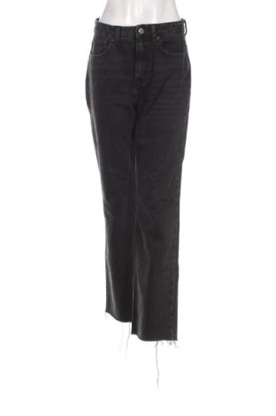 Damen Jeans Pull&Bear, Größe M, Farbe Grau, Preis 8,90 €