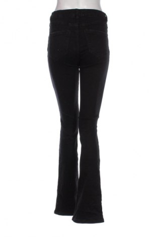 Dámske džínsy  Reserved, Veľkosť S, Farba Čierna, Cena  7,40 €