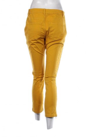 Дамски дънки Rick Cardona, Размер M, Цвят Жълт, Цена 20,50 лв.
