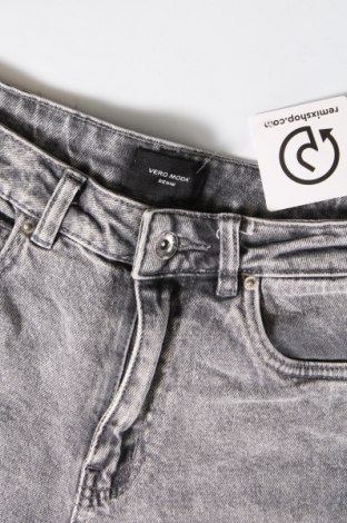 Dámske džínsy  Vero Moda, Veľkosť XS, Farba Sivá, Cena  10,60 €