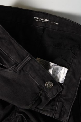 Damen Jeans Vero Moda, Größe M, Farbe Schwarz, Preis 11,83 €