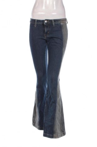 Γυναικείο Τζίν Weekday, Μέγεθος S, Χρώμα Μπλέ, Τιμή 10,14 €
