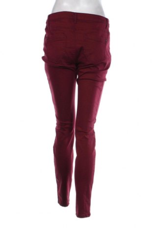 Damen Jeans Yessica, Größe M, Farbe Rot, Preis € 4,99