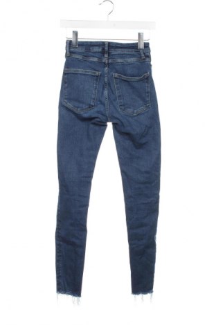 Dámske džínsy  Zara, Veľkosť XS, Farba Modrá, Cena  7,66 €