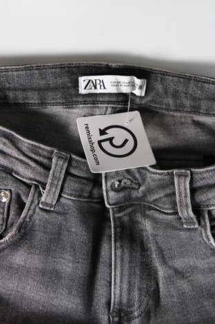 Дамски дънки Zara, Размер M, Цвят Сив, Цена 15,42 лв.