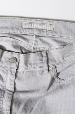 Damen Jeans Zerres, Größe M, Farbe Grau, Preis 12,84 €