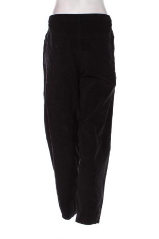 Γυναικείο κοτλέ παντελόνι Bpc Bonprix Collection, Μέγεθος L, Χρώμα Μαύρο, Τιμή 9,87 €