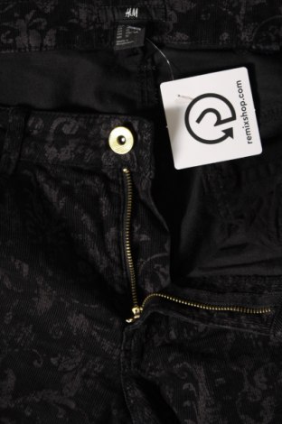 Дамски джинси H&M, Размер M, Цвят Черен, Цена 17,40 лв.
