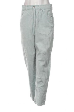 Pantaloni de velvet de femei Pull&Bear, Mărime M, Culoare Verde, Preț 38,16 Lei