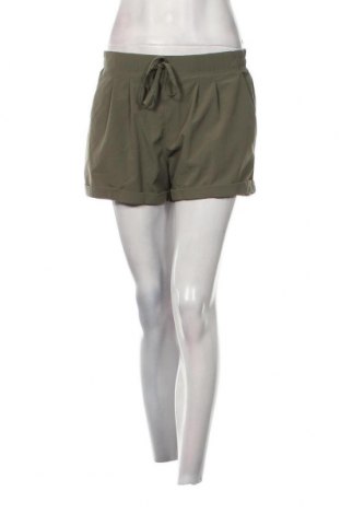 Дамски къс панталон, Размер M, Цвят Зелен, Цена 6,65 лв.