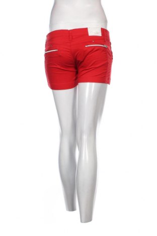 Дамски къс панталон, Размер M, Цвят Червен, Цена 10,83 лв.