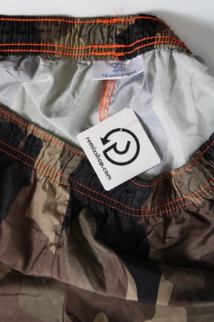 Дамски къс панталон, Размер XL, Цвят Многоцветен, Цена 9,50 лв.