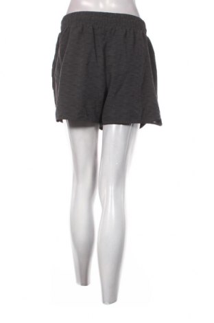 Pantaloni scurți de femei ASICS, Mărime XL, Culoare Gri, Preț 61,51 Lei