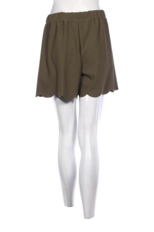 Damen Shorts About You, Größe M, Farbe Grün, Preis 10,67 €