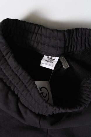 Γυναικείο κοντό παντελόνι Adidas Originals, Μέγεθος S, Χρώμα Μαύρο, Τιμή 23,81 €