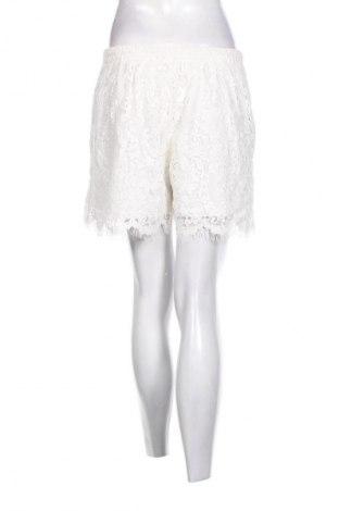 Damen Shorts Amisu, Größe L, Farbe Weiß, Preis 13,22 €