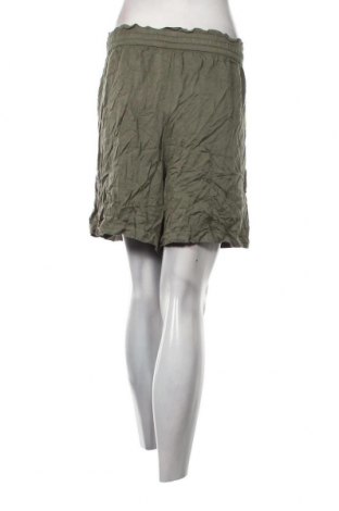 Дамски къс панталон Arizona Jean Co, Размер XXL, Цвят Зелен, Цена 14,25 лв.